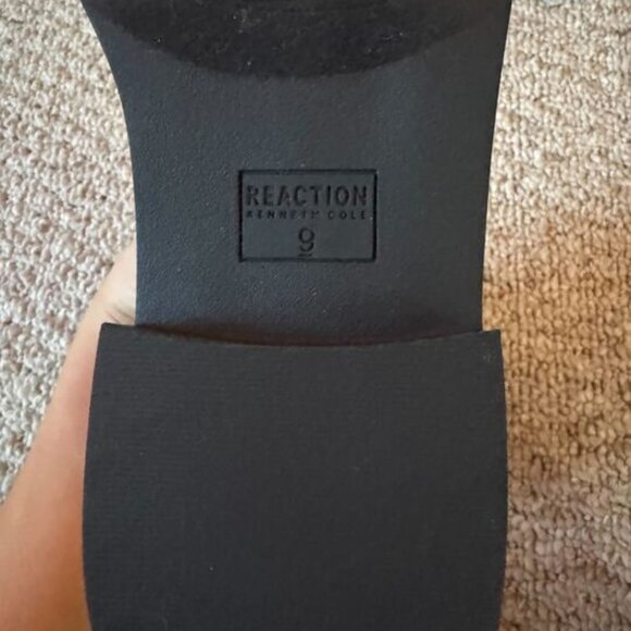 Brand New Size 9 Reaction Kenneth Cole Anabelle Chelsea Boot - Picture 3 of 5